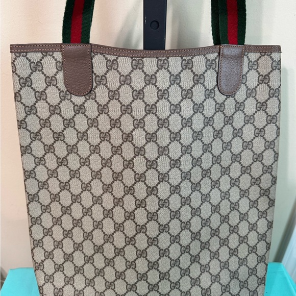 Gucci Sherry Liine Tote with Red and Green Straps - Picture 3 of 16